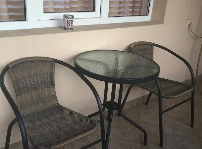 Aтанасов Ii 3* Πριμόρσκο